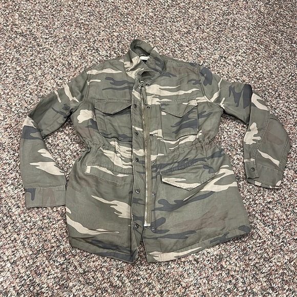 RAILS Whitaker Sage Camo jacket faux shearling lining utility cargo - Picture 4 of 6